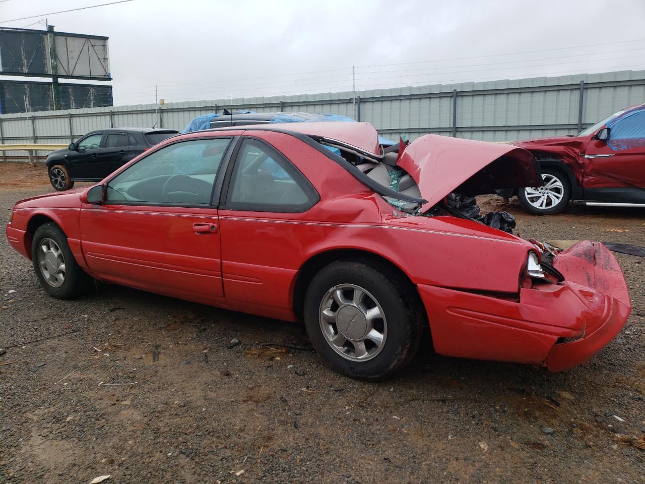 1996 Ford Thunderbird - Image 2