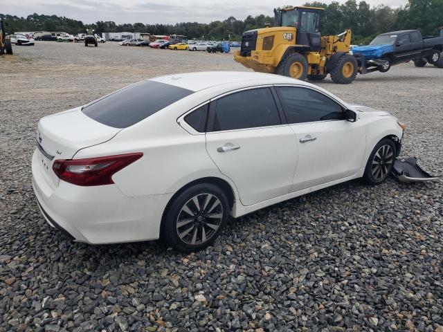  NISSAN ALTIMA 2018 Biały