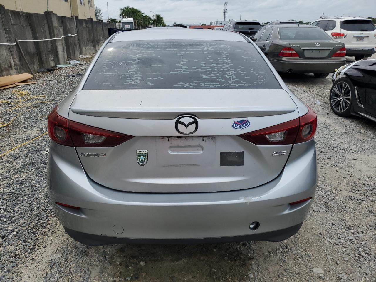 3MZBN1V39JM206884 2018 Mazda 3 Touring