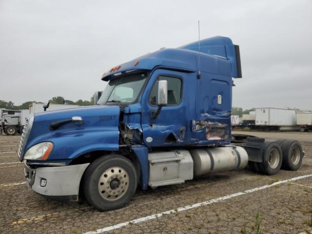 2013 Freightliner Cascadia 125  на продаже в Woodhaven, MI - Side