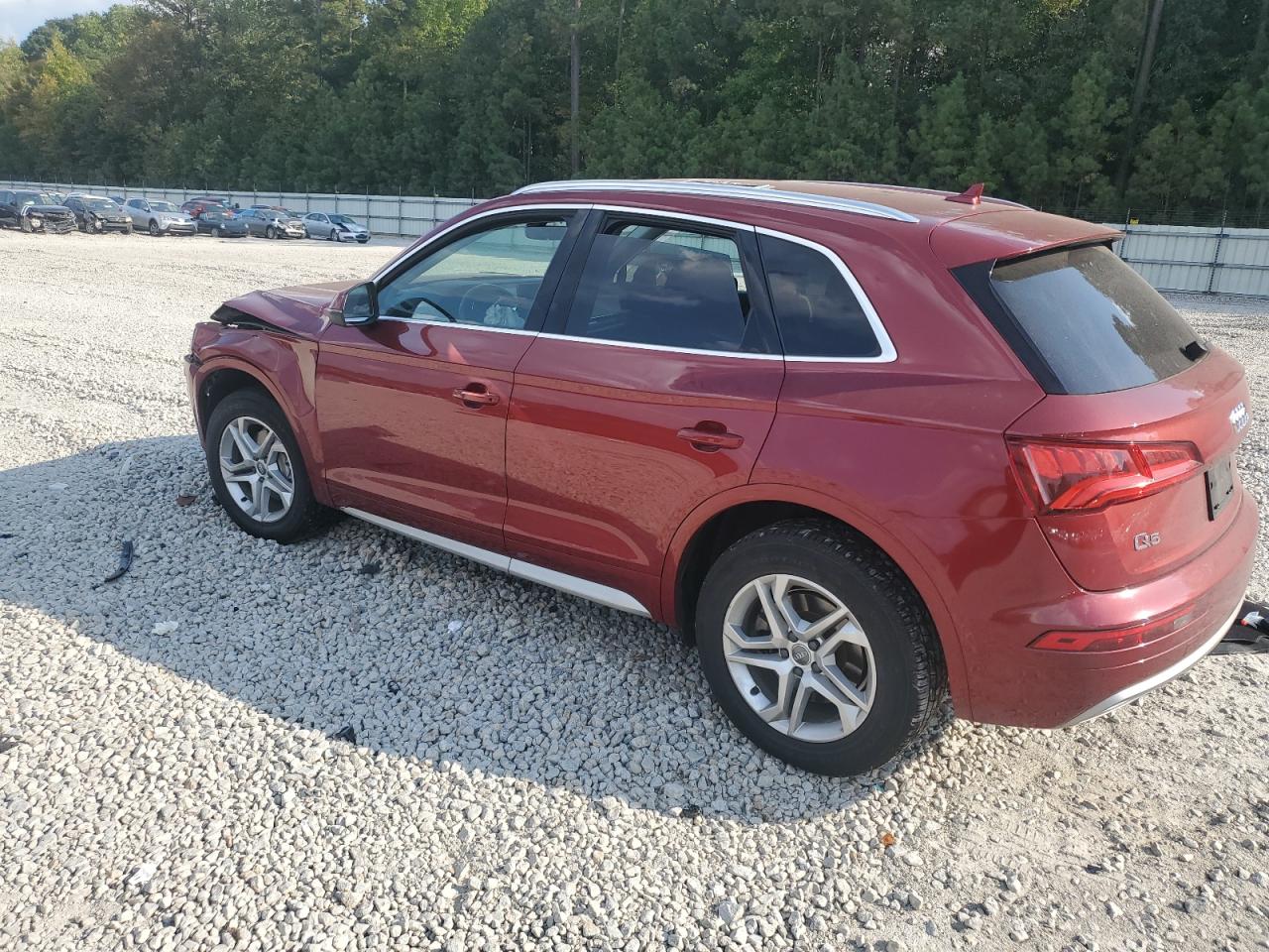 WA1ANAFY3K2107702 2019 AUDI Q5 - Image 2