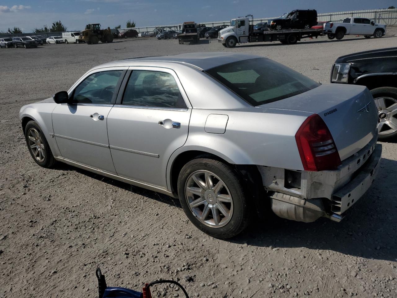 2006 Chrysler 300 - Image 2