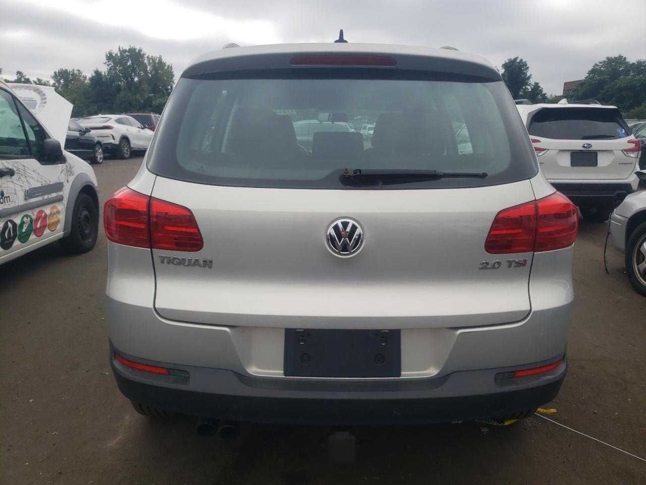 WVGAV7AX7FW504184 2015 Volkswagen Tiguan S