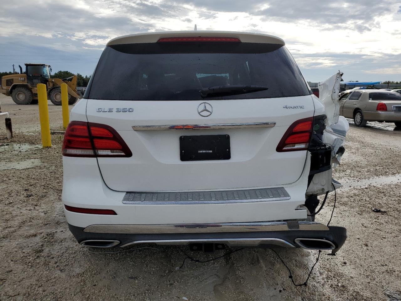 4JGDA5HBXJB044106 2018 Mercedes-Benz Gle 350 4Matic