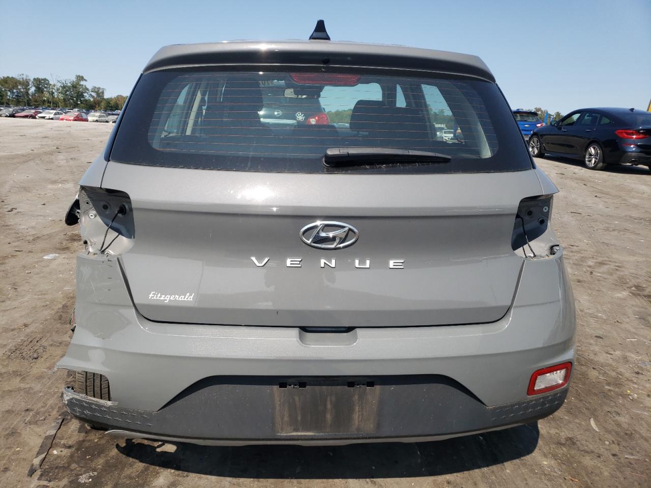 2022 Hyundai Venue Se VIN: KMHRB8A35NU164509 Lot: 70744124