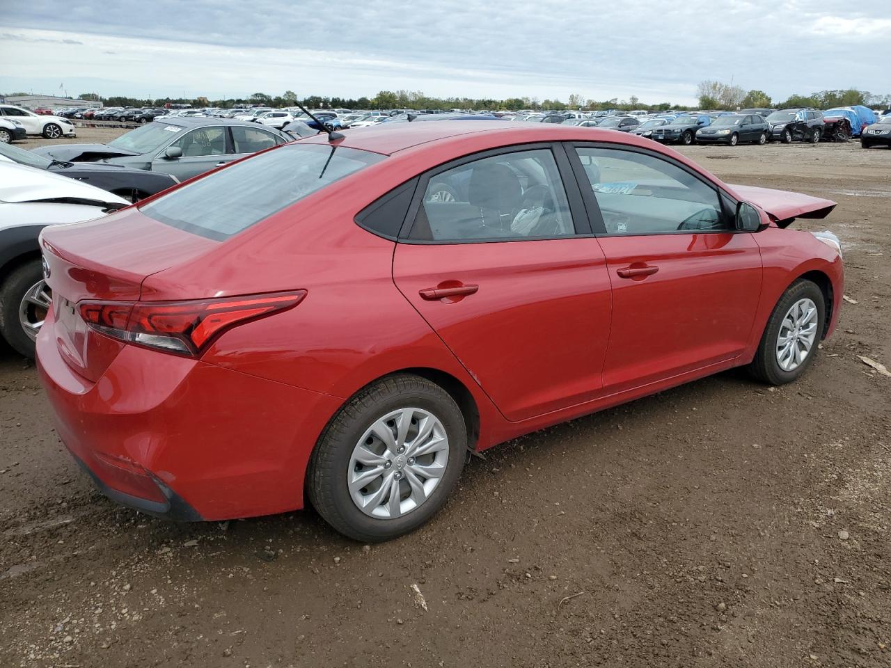 3KPC24A38JE030881 2018 Hyundai Accent Se