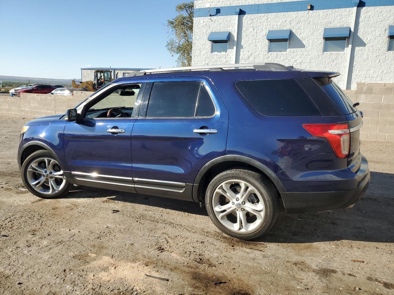 2011 Ford Explorer - Image 2