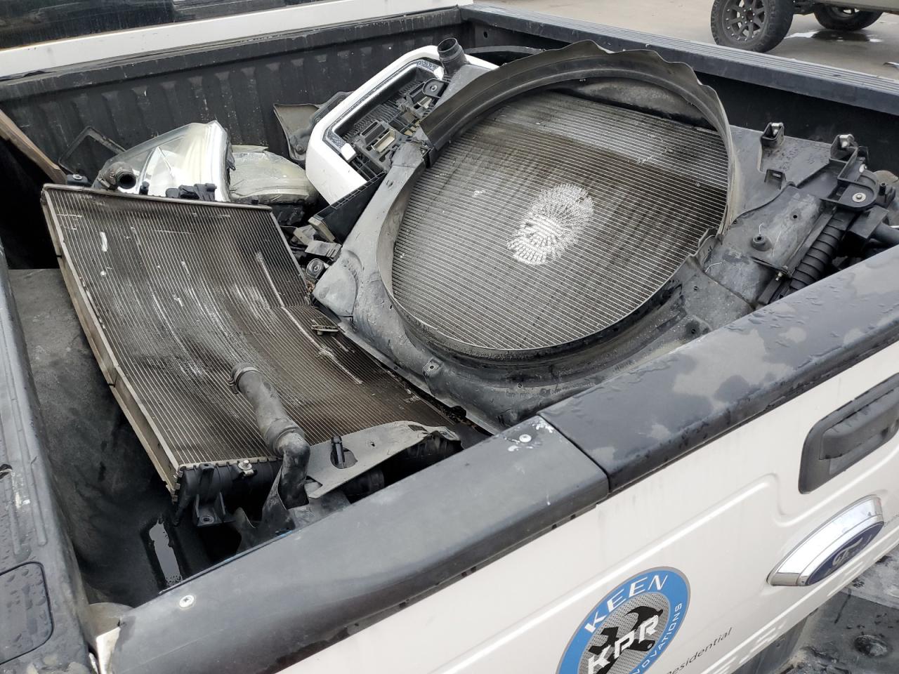 2015 Ford F250 - Image 10