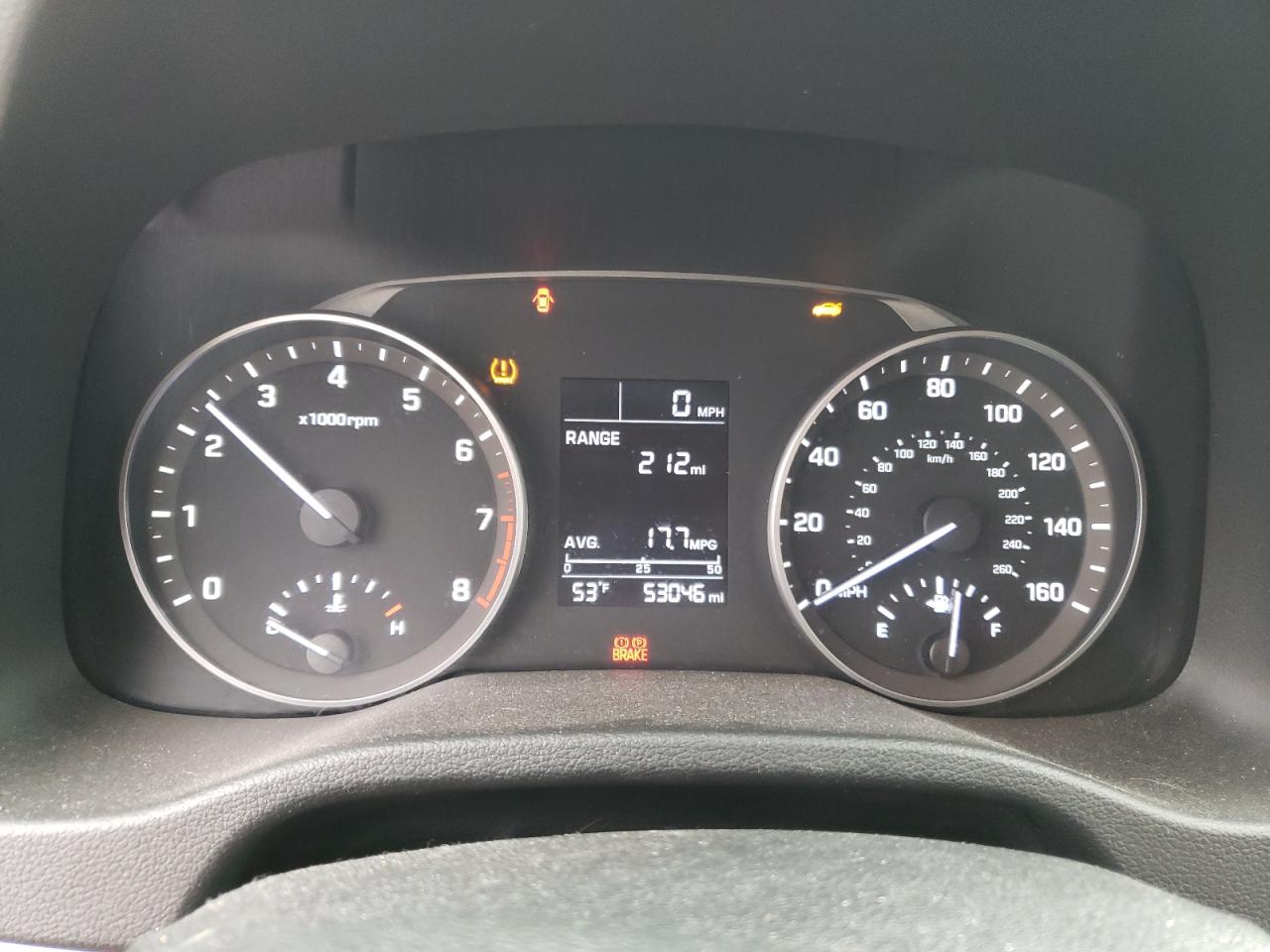 2018 Hyundai Elantra - Image 9