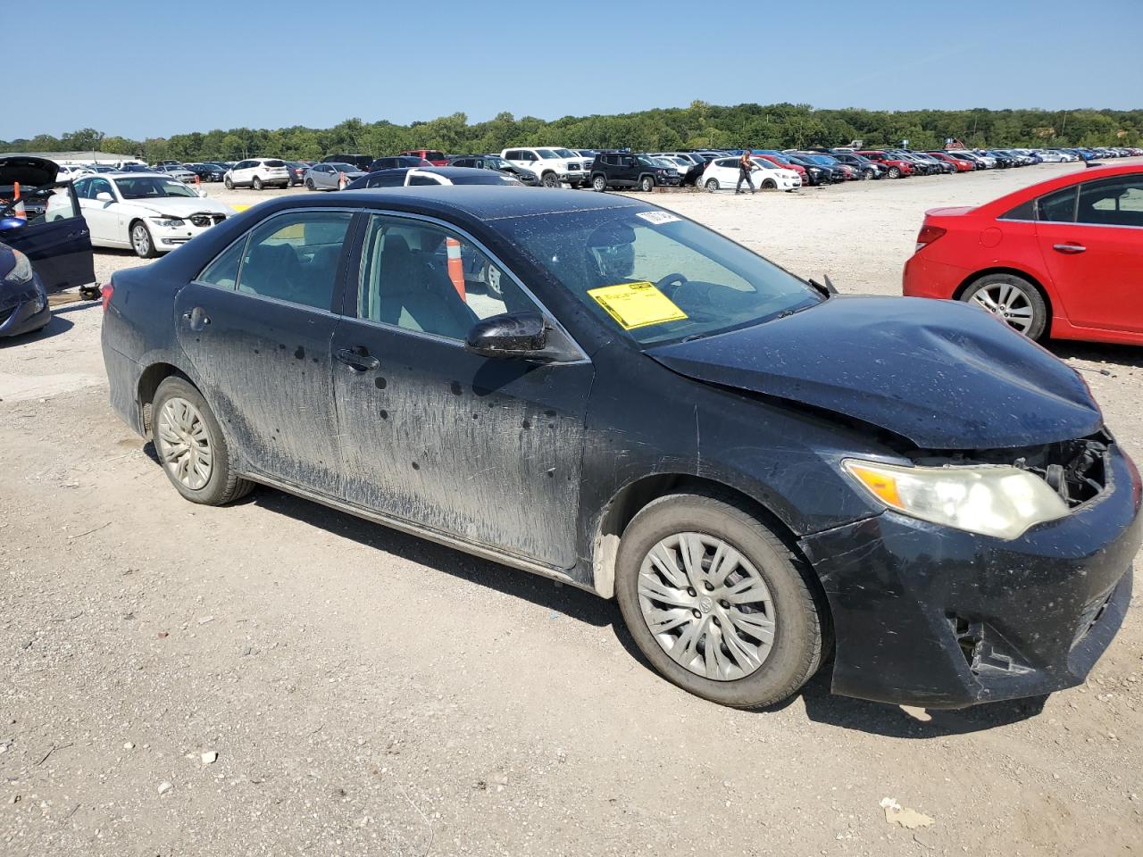 VIN 4T1BF1FK2EU412583 2014 TOYOTA CAMRY no.4