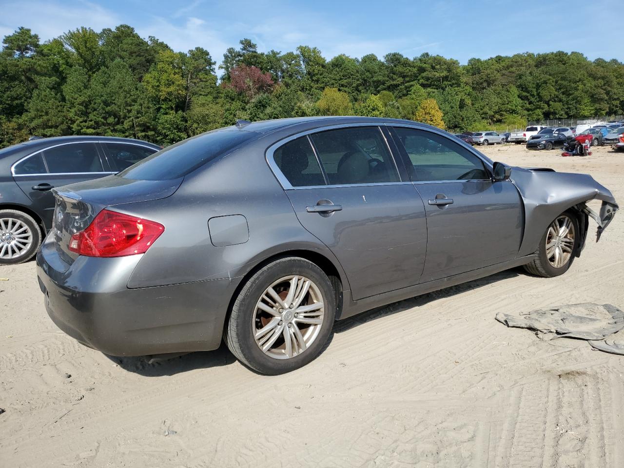 2012 Infiniti G - Image 3