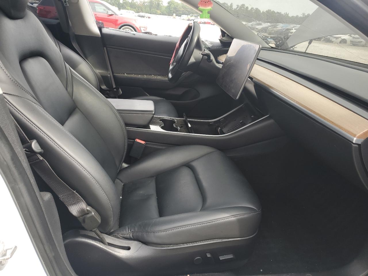 5YJ3E1EB3JF106606 2018 Tesla Model 3