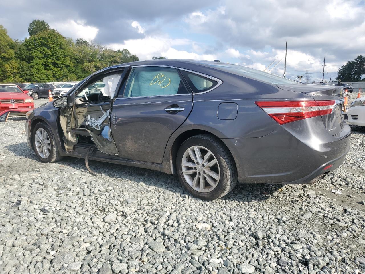 4T1BK1EB5FU178423 2015 TOYOTA AVALON - Image 2