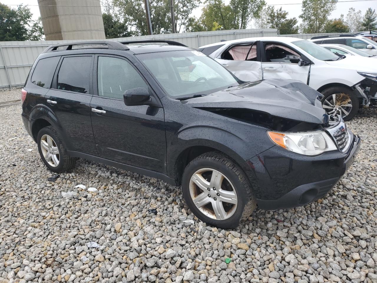 2010 Subaru Forester - Image 4
