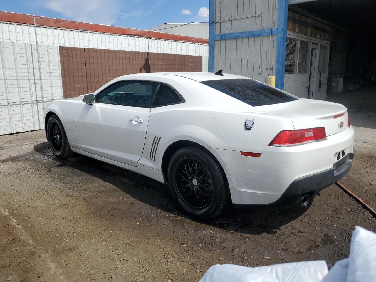 2G1FB1E32F9310557 2015 CHEVROLET CAMARO - Image 2