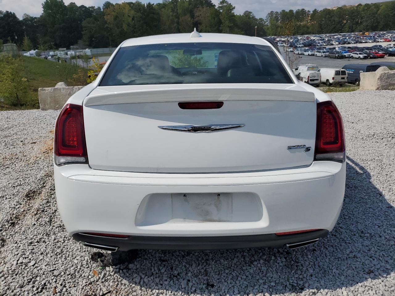 2C3CCABG2JH191684 2018 Chrysler 300 S