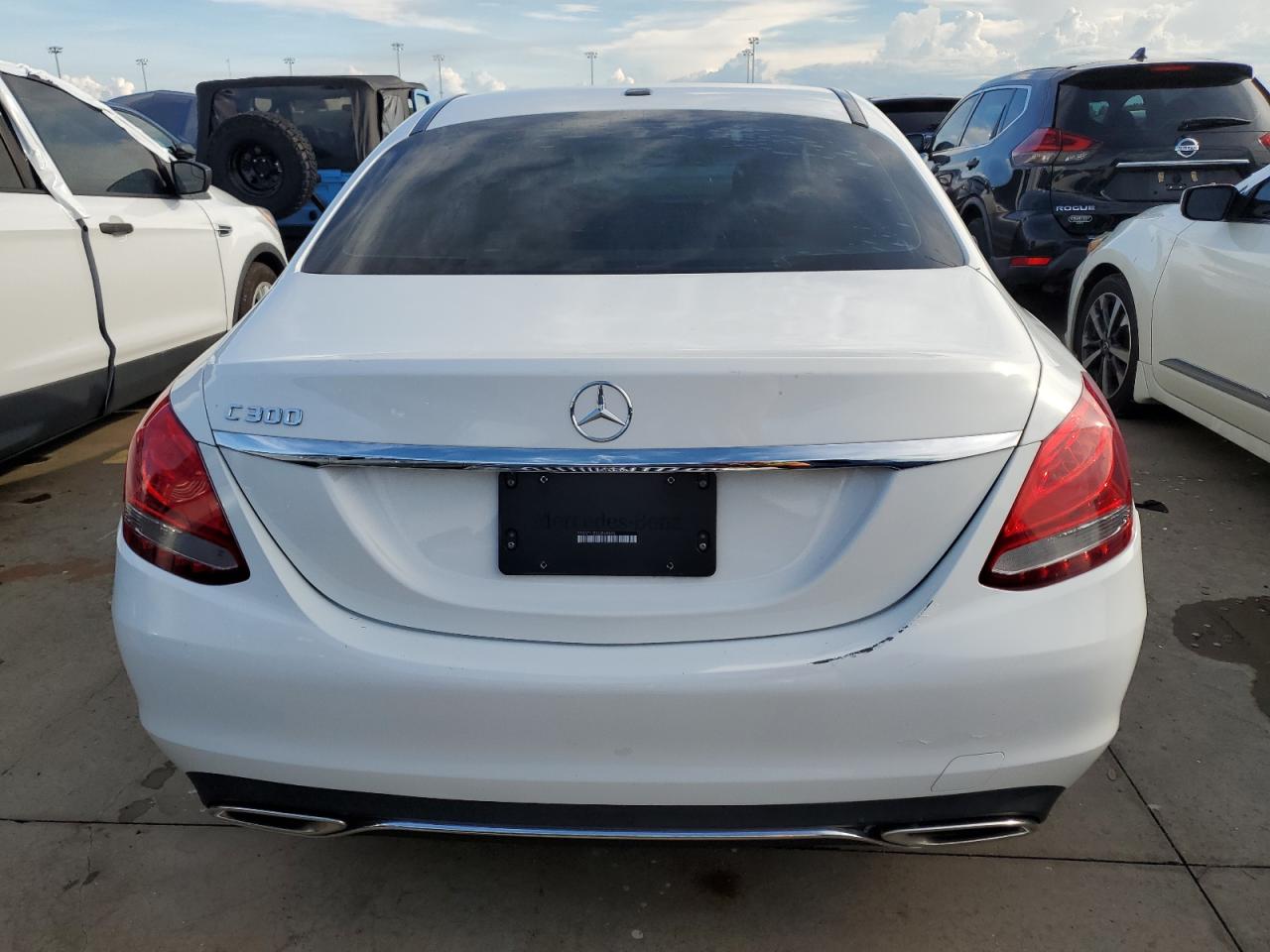 2018 Mercedes-Benz C 300 VIN: 55SWF4JB2JU268646 Lot: 73733504