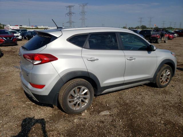 Parquets HYUNDAI TUCSON 2017 Srebrny