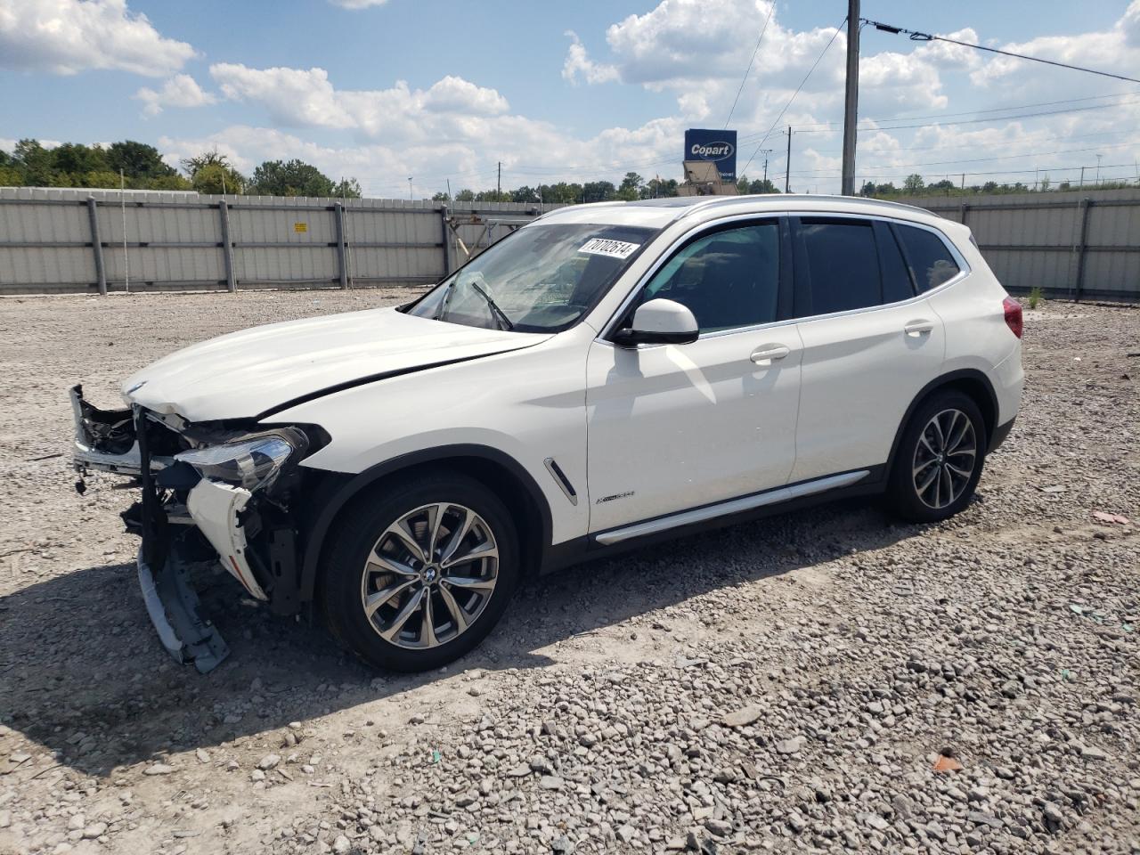 VIN 5UXTR9C51JLD64363 2018 BMW X3 no.1