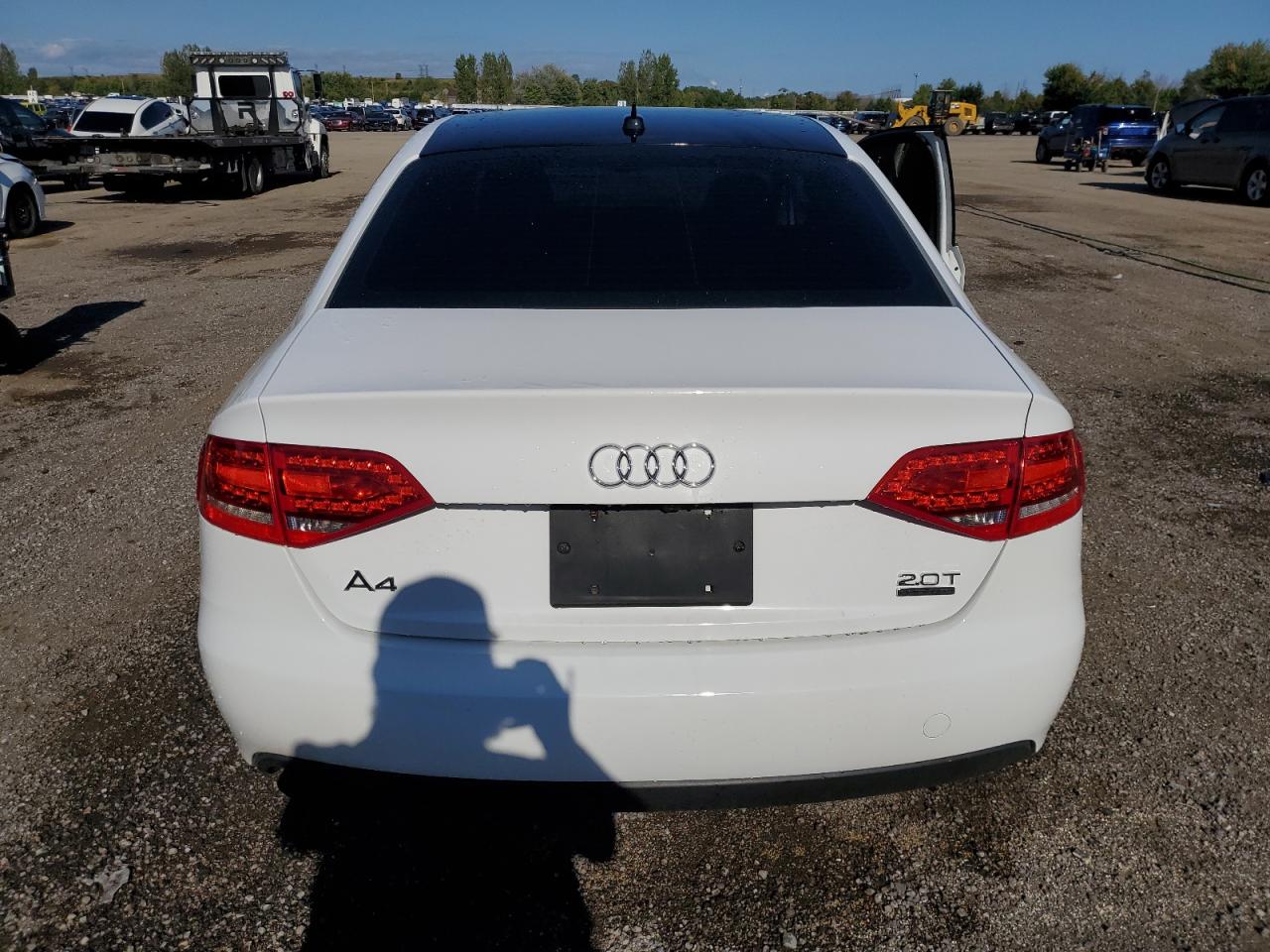 2010 Audi A4 Premium Plus VIN: WAUFFCFL5AN066668 Lot: 70608874