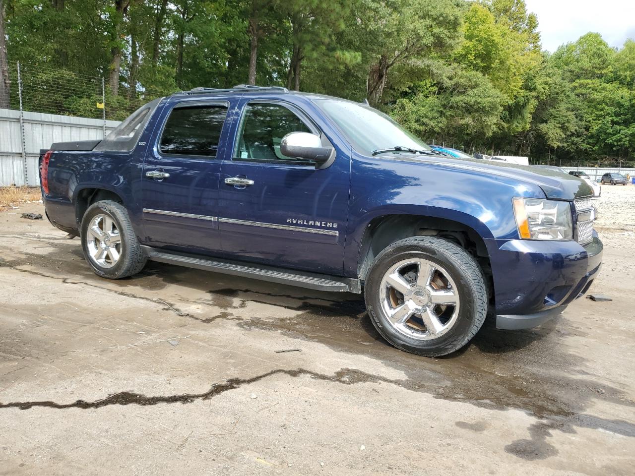 2011 Chevrolet Avalanche Ltz VIN: 3GNMCGE05BG288582 Lot: 71573544