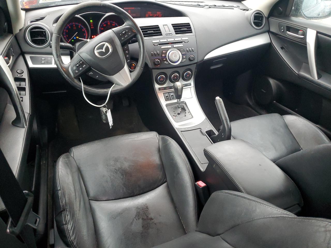 JM1BL1W68B1395821 2011 Mazda 3 S