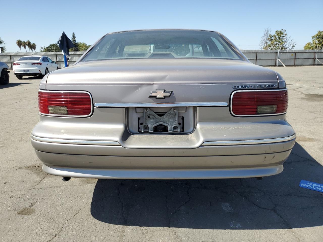 1995 Chevrolet Caprice / Impala Classic Ss VIN: 1G1BL52P2SR106206 Lot: 73373344