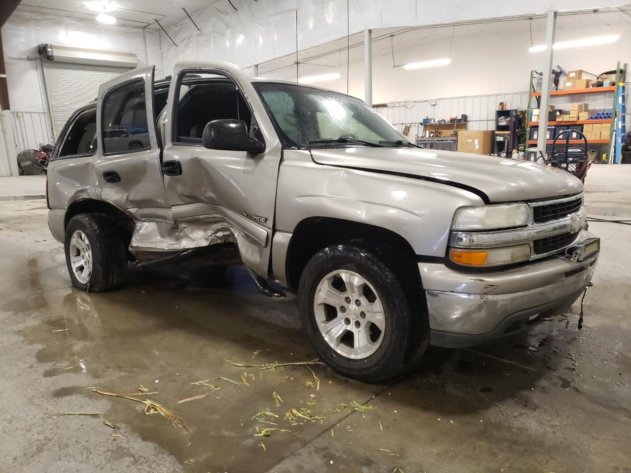 2000 Chevrolet Tahoe - Image 4