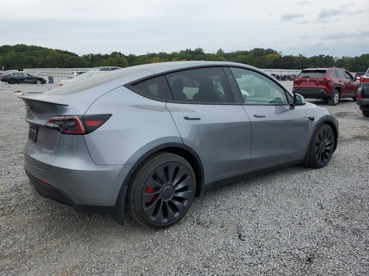 VIN 7SAYGDEF4RA313778 2024 TESLA MODEL Y no.3