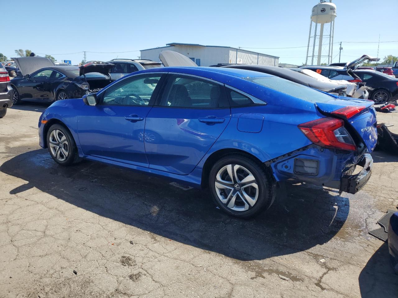 19XFC2F58JE017864 2018 HONDA CIVIC - Image 2