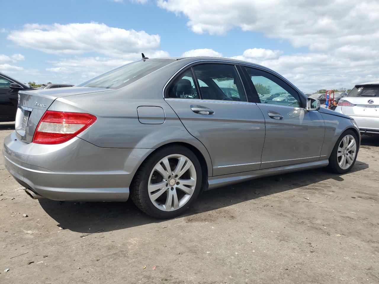 2011 Mercedes-Benz C 300 4Matic VIN: WDDGF8BB1BR187652 Lot: 70622204