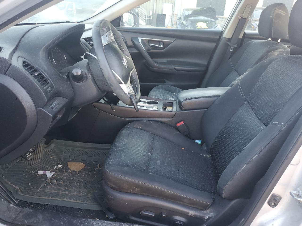2016 Nissan Altima - Image 7