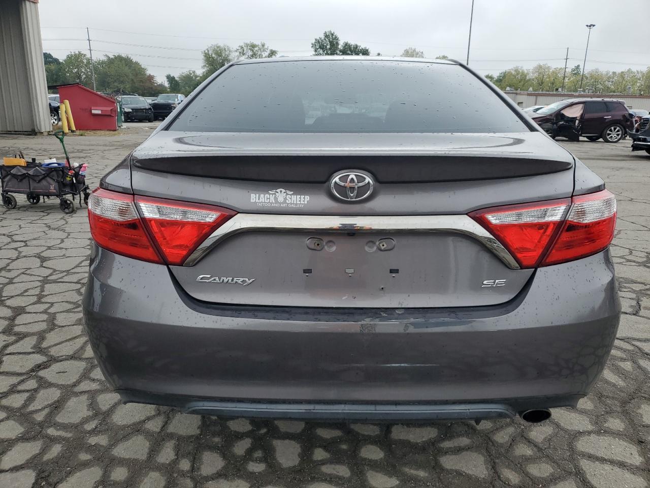 4T1BF1FKXFU477621 2015 Toyota Camry Le