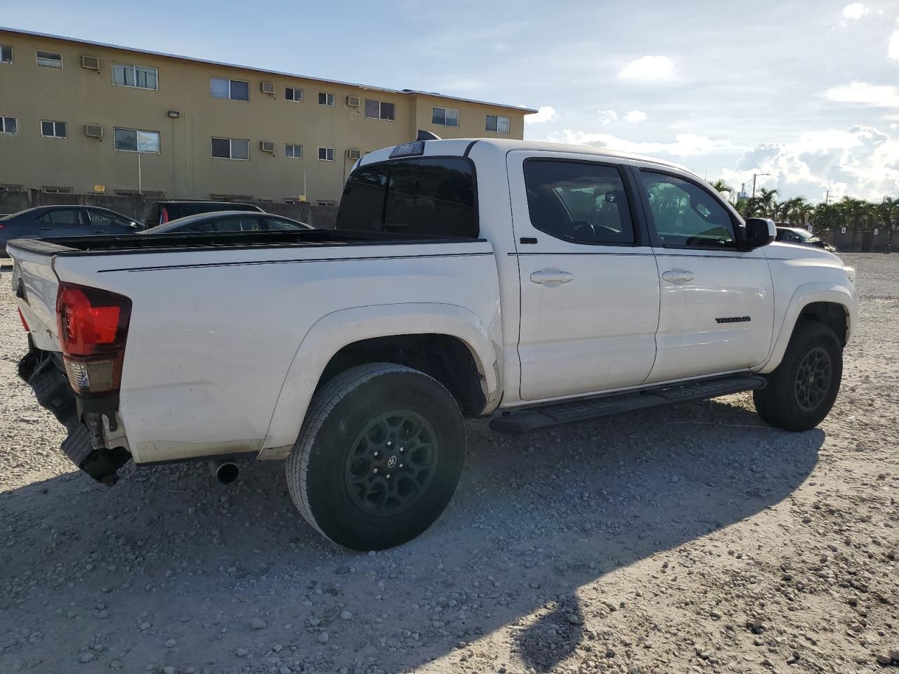 VIN 3TMAZ5CN8KM104797 2019 TOYOTA TACOMA no.3