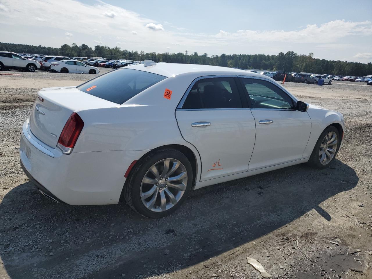 2019 Chrysler 300 - Image 3