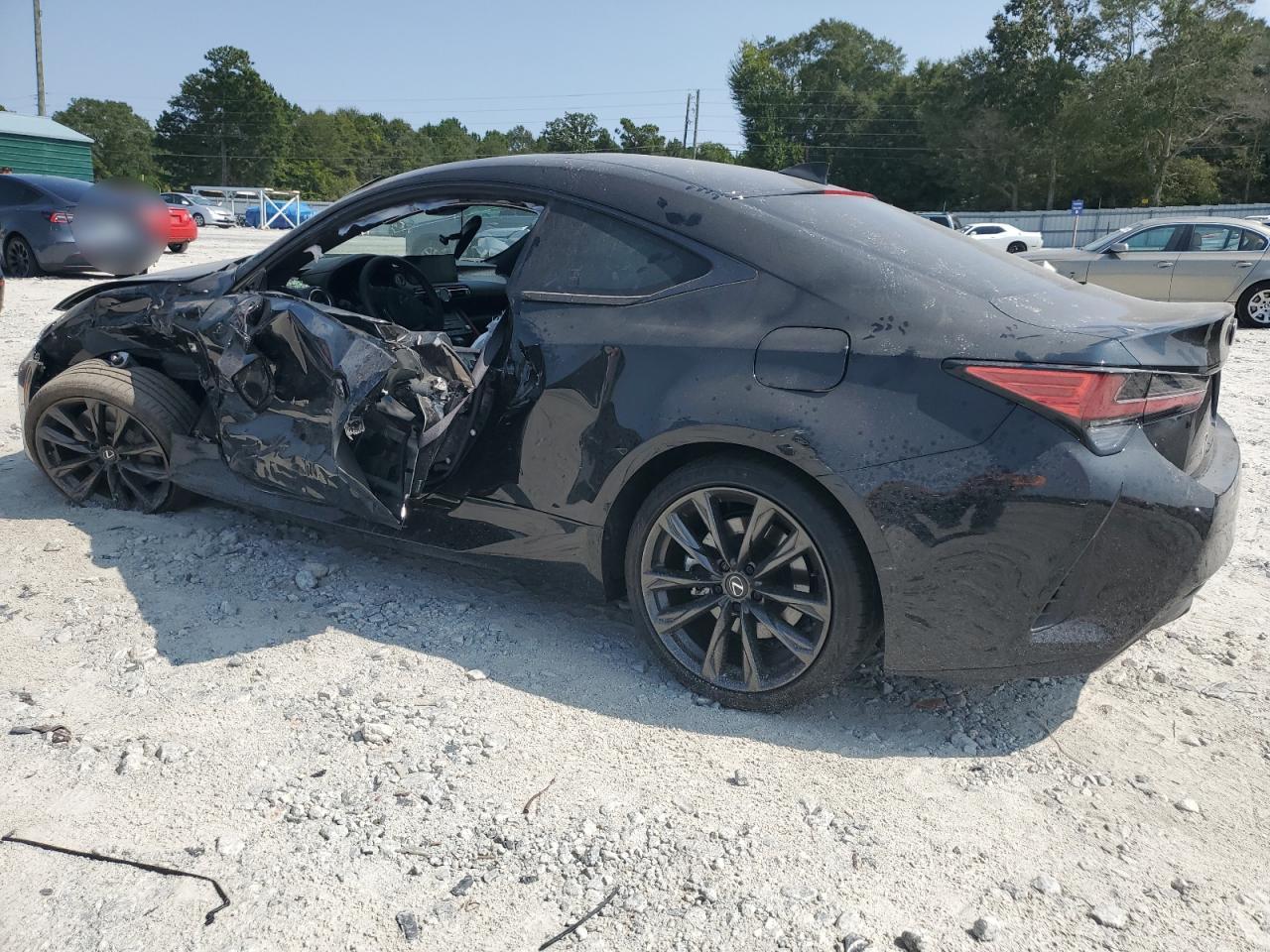 2024 Lexus RC - Image 2