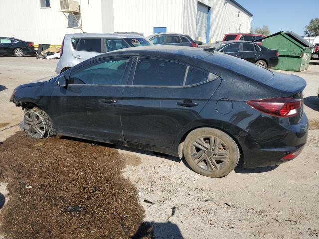  HYUNDAI ELANTRA 2020 Чорний