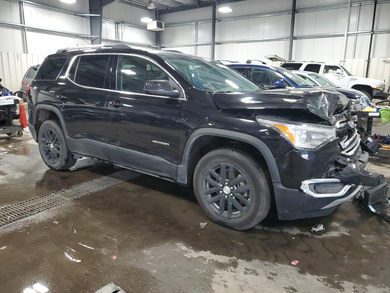 2019 GMC Acadia - Image 4