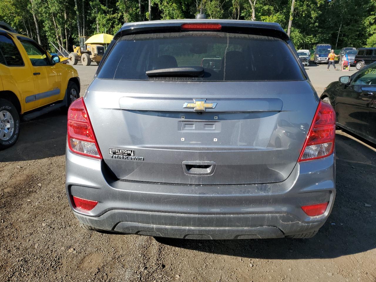 3GNCJNSB7LL138512 2020 Chevrolet Trax Ls