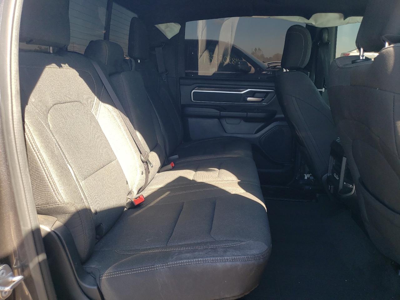 2019 RAM 1500 - Image 10