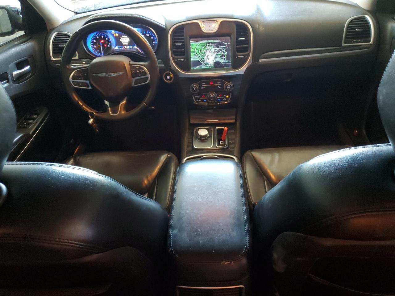 2017 Chrysler 300 - Image 8