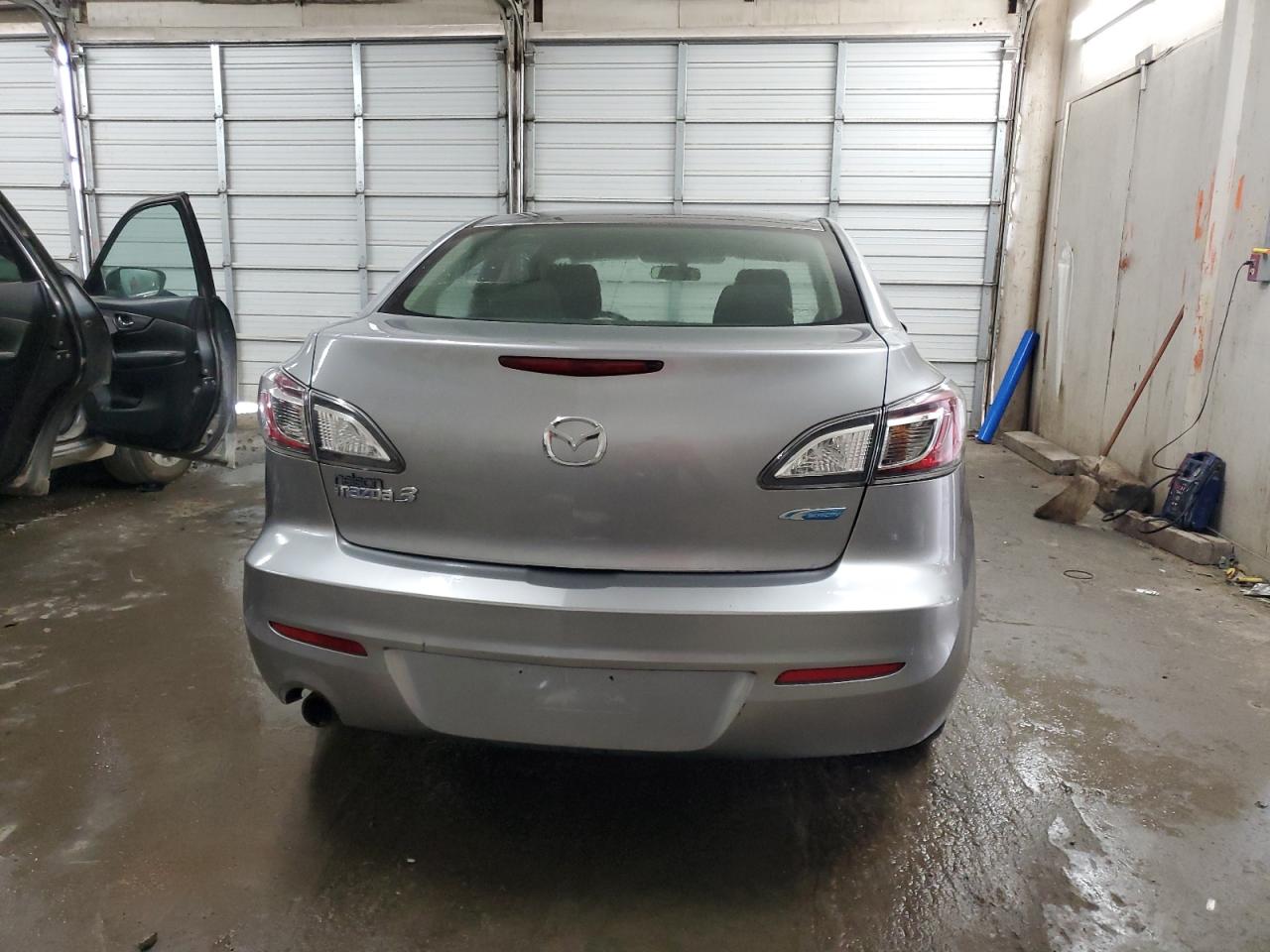 JM1BL1V70D1816881 2013 Mazda 3 I