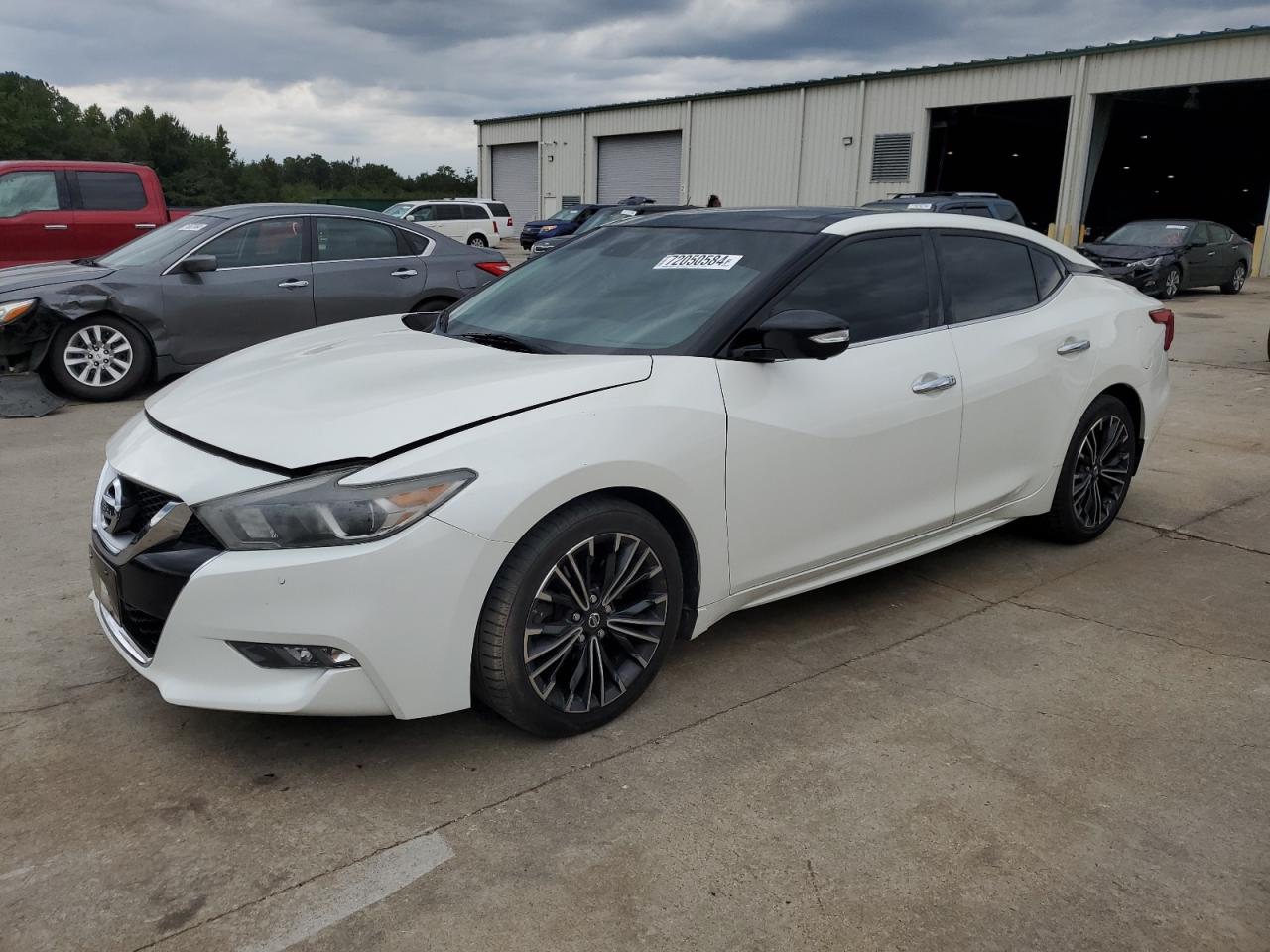 2016 Nissan Maxima - Image 1