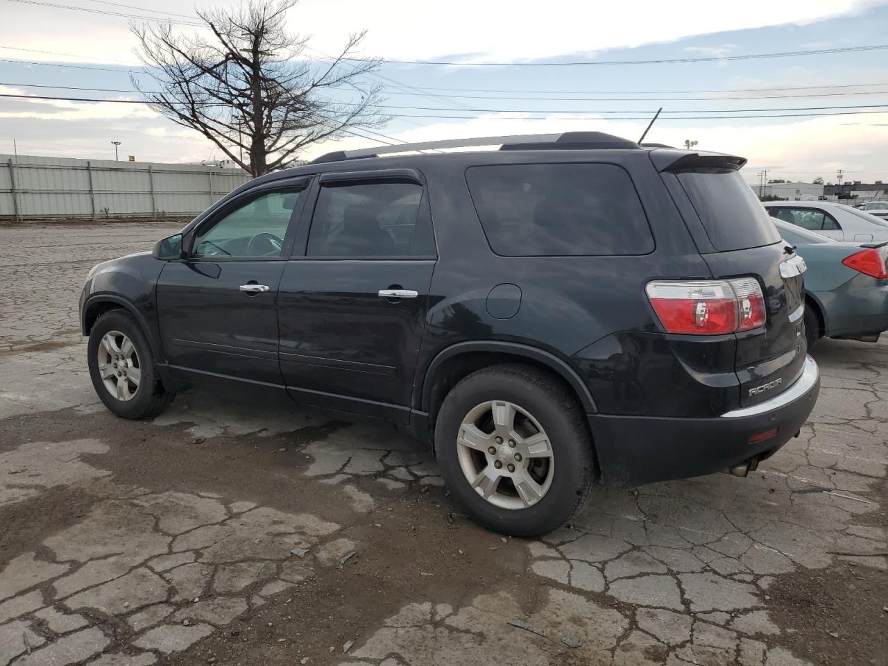 2012 GMC Acadia - Image 2
