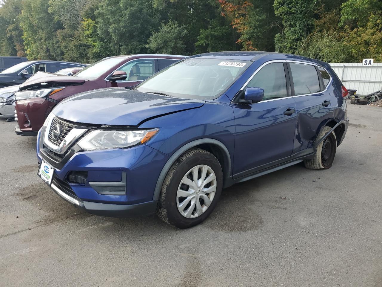 JN8AT2MV6JW301422 2018 NISSAN ROGUE - Image 1