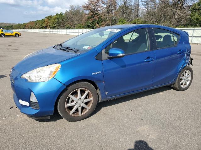 2013 Toyota Prius C  продається в Brookhaven, NY - Rear End