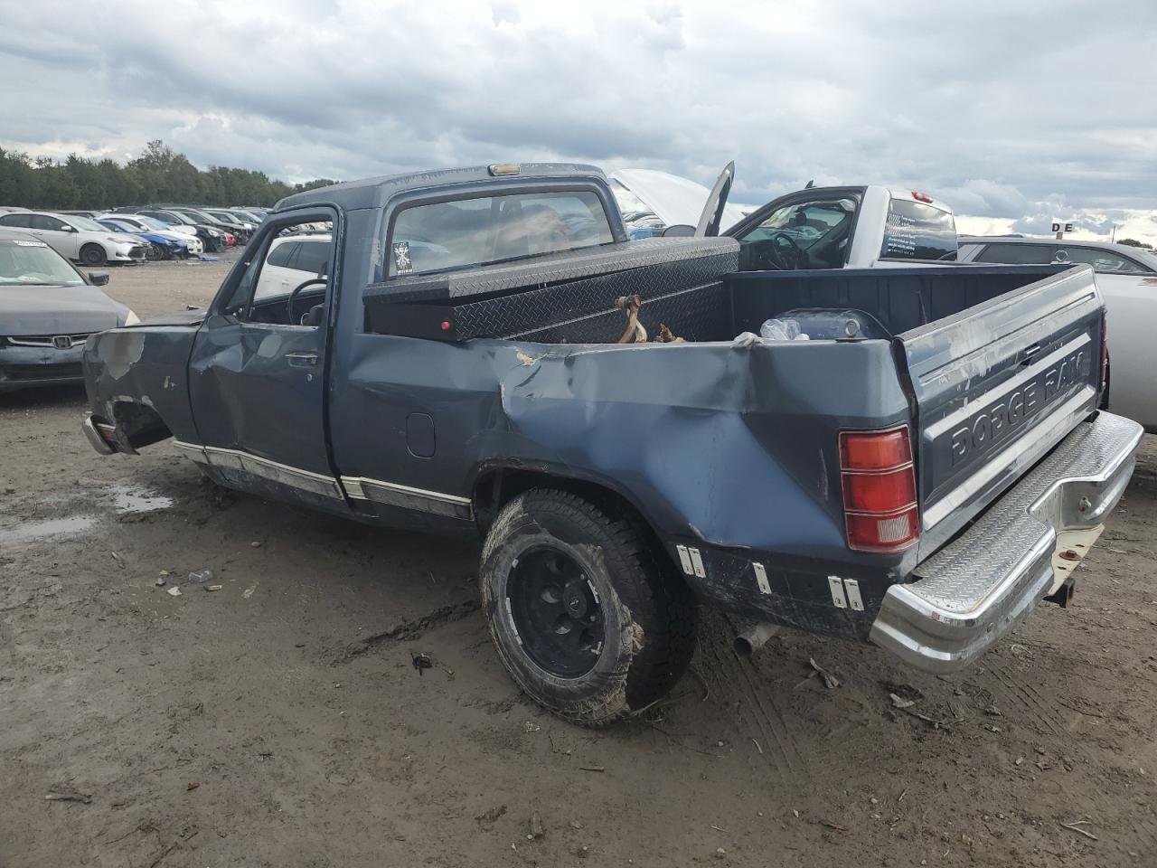 1987 Dodge D/W Series - Image 2