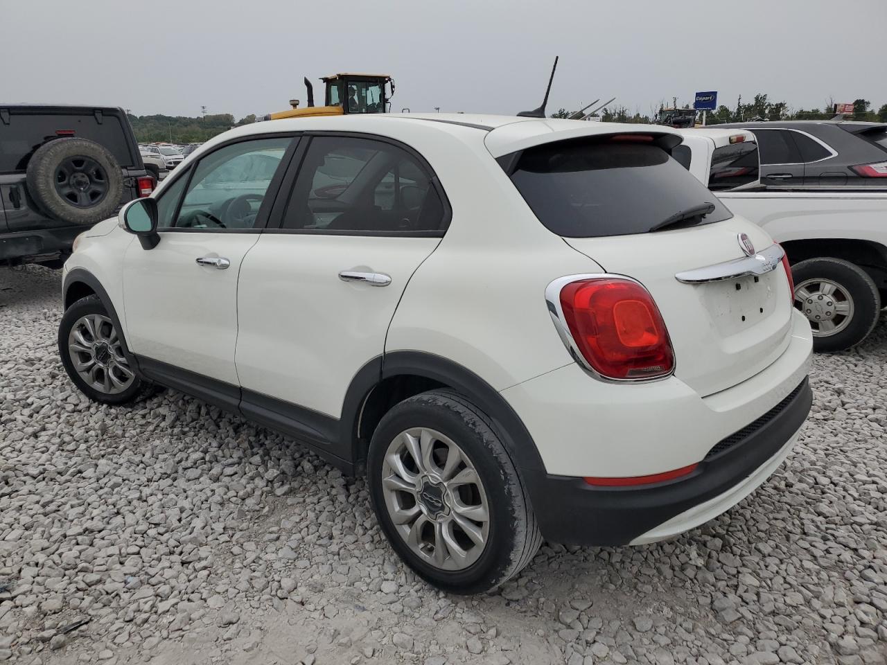 ZFBCFXBTXGP398303 2016 Fiat 500X Easy