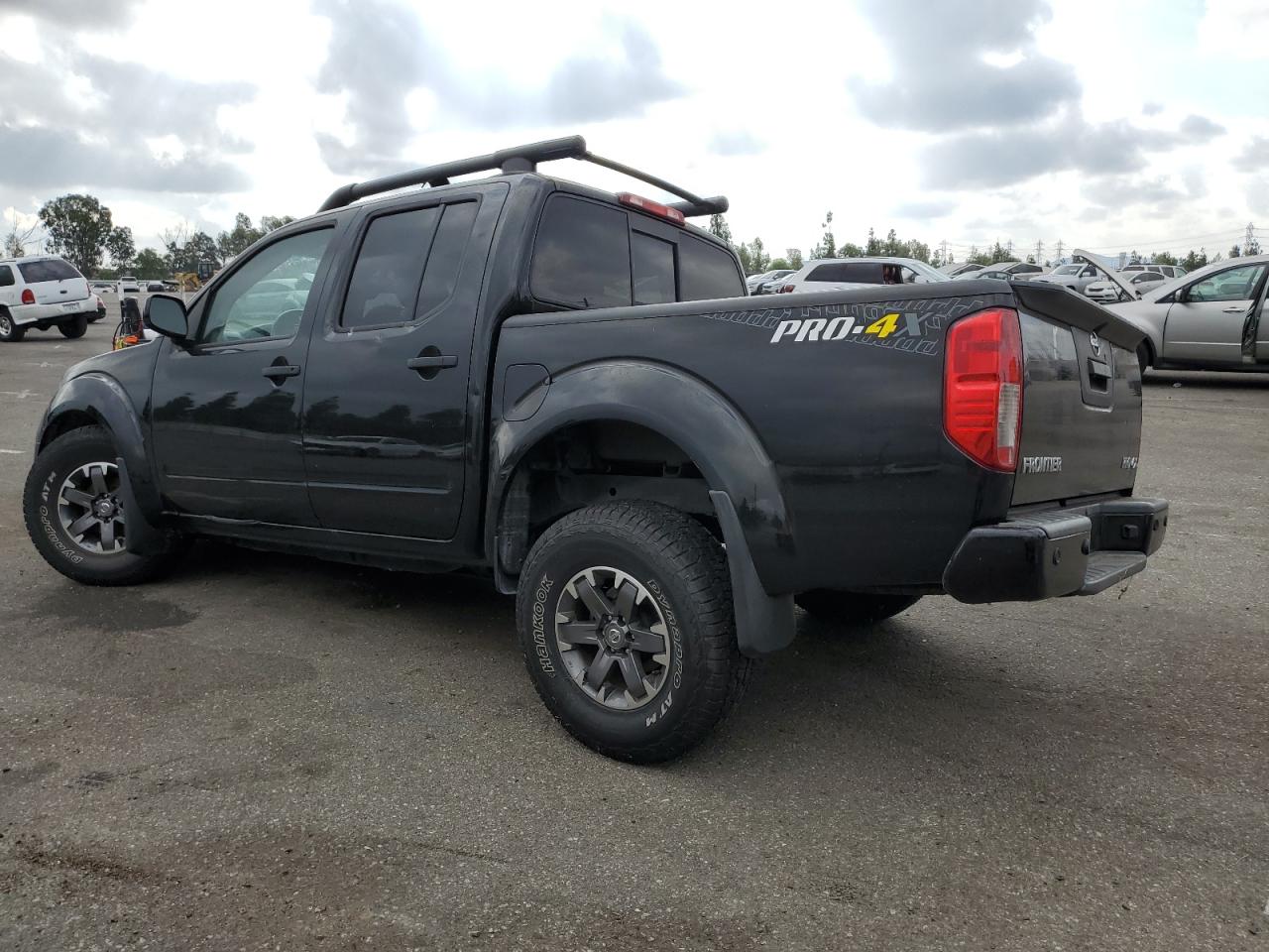 1N6ED0EB9LN702438 2020 NISSAN NAVARA - Image 2