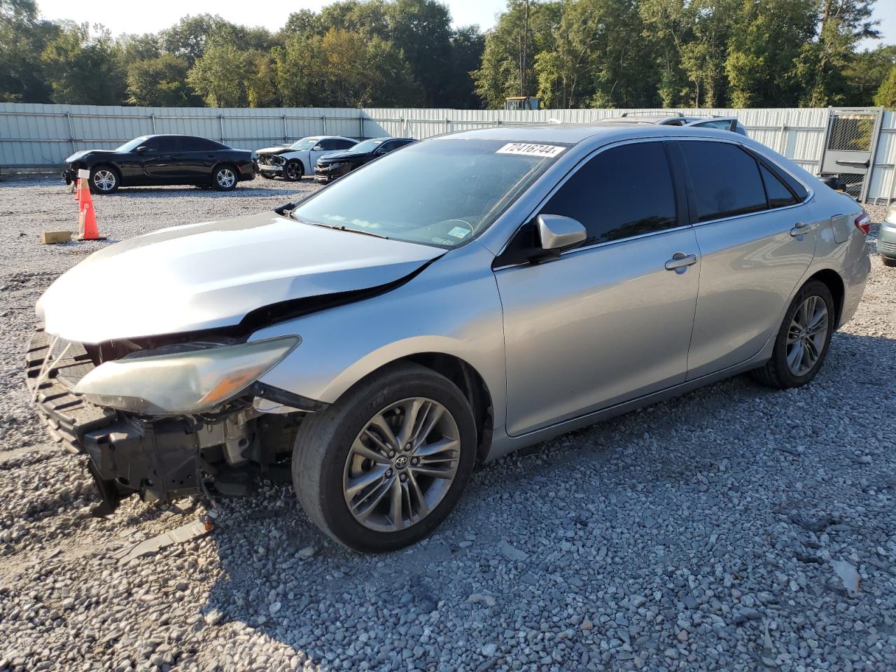 4T1BF1FK4GU537930 2016 TOYOTA CAMRY - Image 1